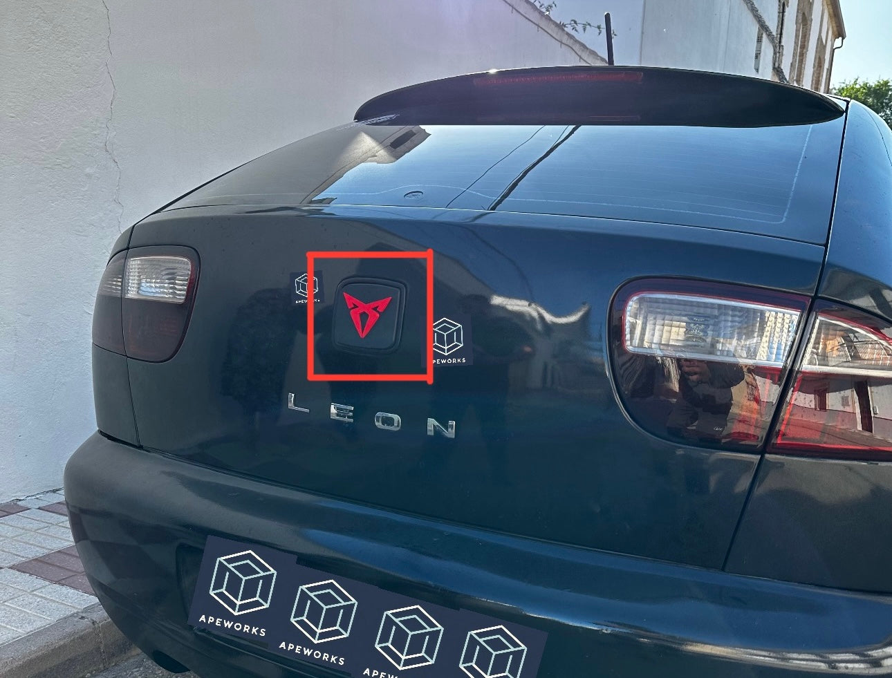 Tirador Maletero Seat Leon Mk1